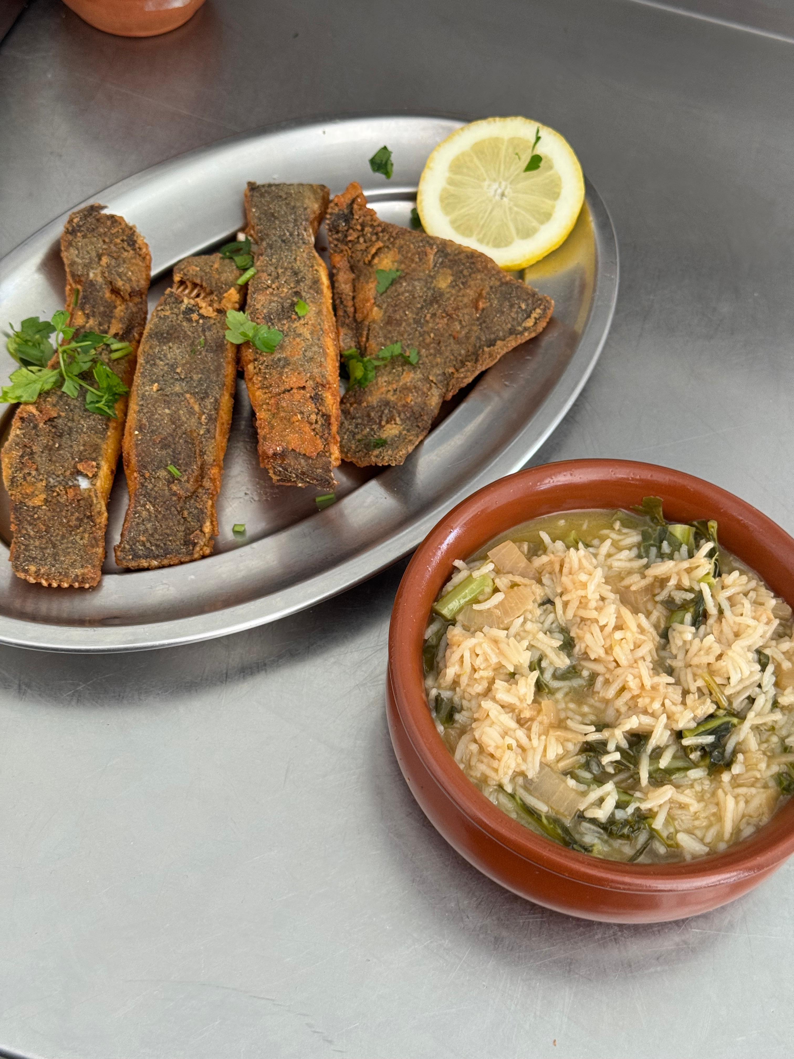 Peixe Frito com Arroz